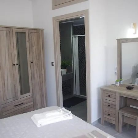 Irene Luxury * Μύρτος